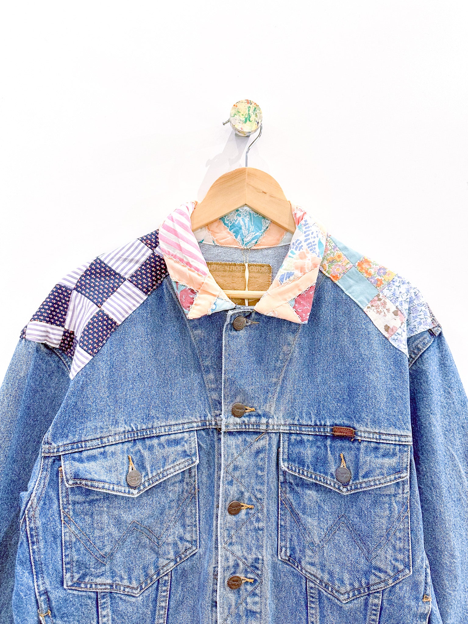 【Levi's】Vintage patchwork denim jacket IMG_2863.jpg?v=1701186072