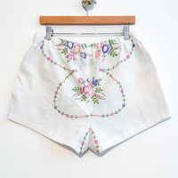 Liv embroidered linen shorts