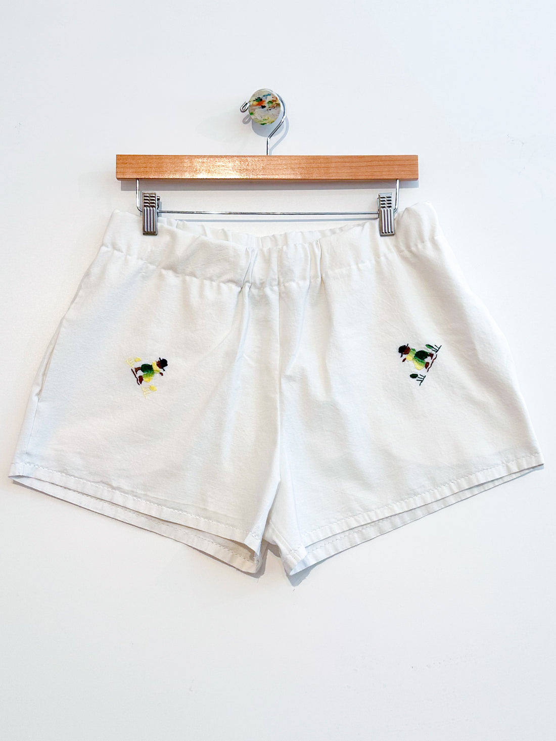 Liv embroidered linen shorts