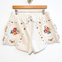 Liv embroidered linen shorts