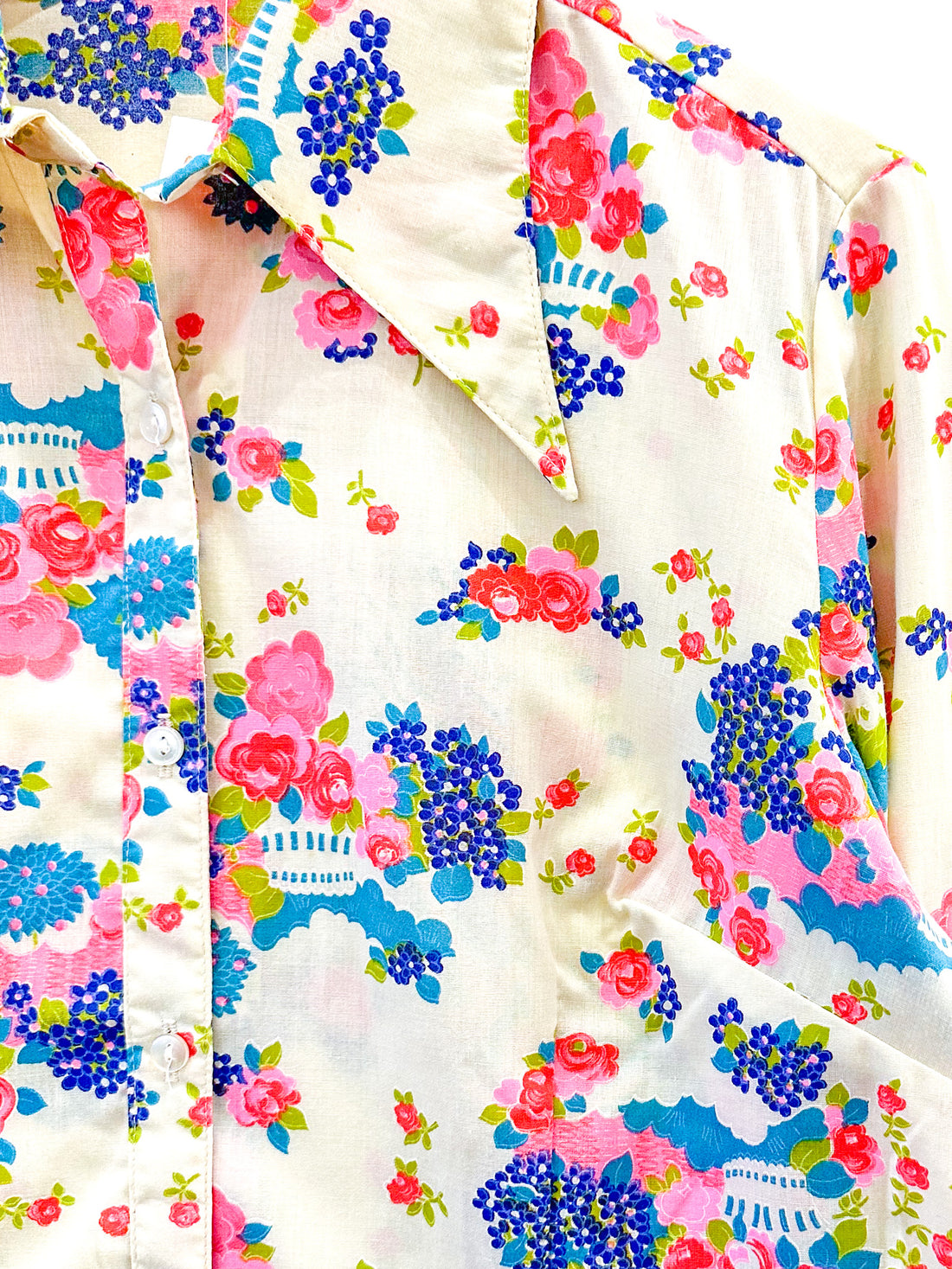 Vintage Floral Dagger Collar Shirt