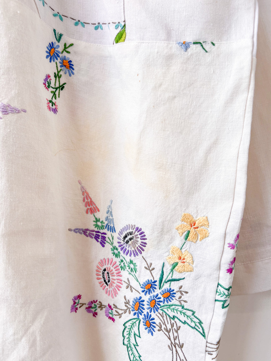Margo Hand Embroidered Linen Dress magpievintageclothing Margo Hand Embroidered Linen Dress magpievintageclothing